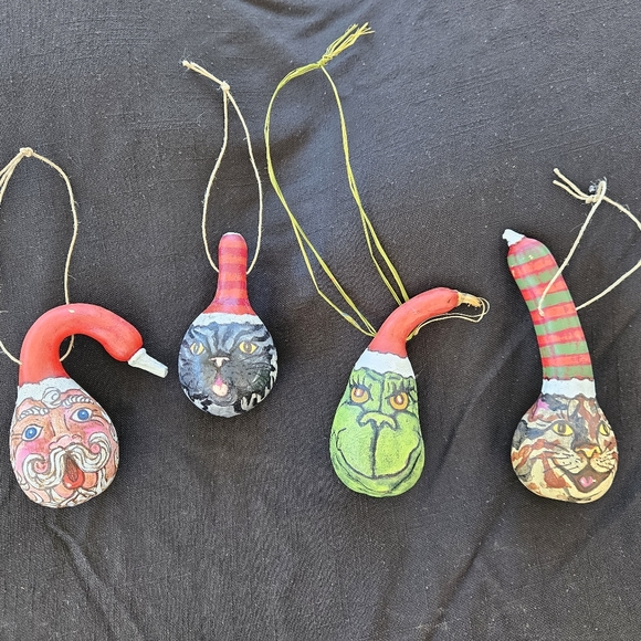 Vintage Hand Painted Gourd Christmas Ornaments - Picture 3 of 8